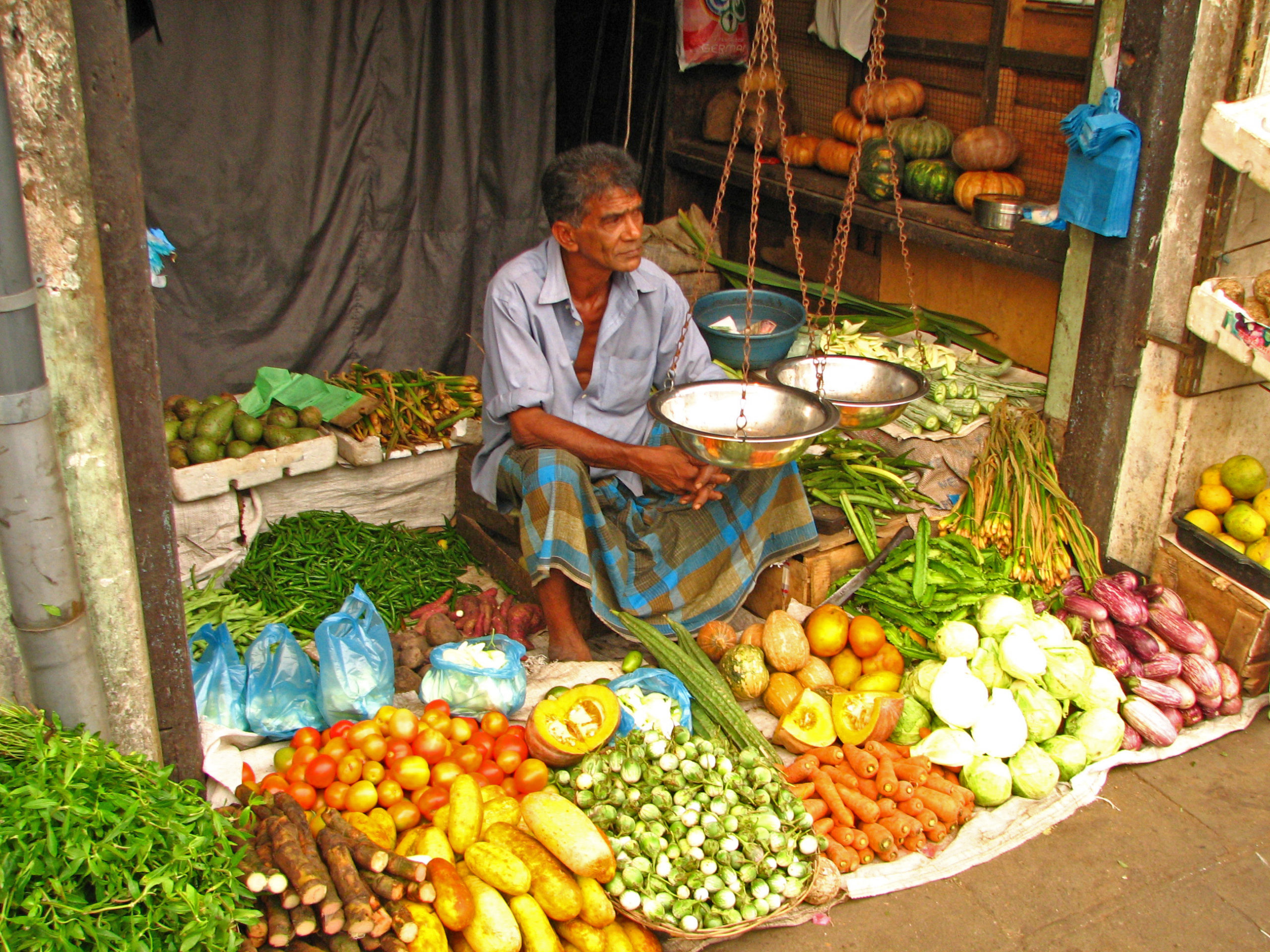 Sri Lanka has enough food for several months to fight Coronavirus say agri ministry, count 97