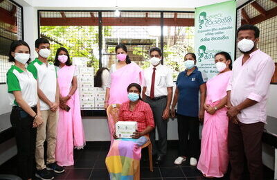 Sonduru Diriyawanthi  natural hair wigs packs donated to Kurunegala and Anuradhapura Hospitals