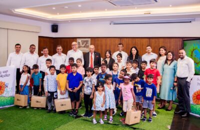 ලෝක ළමා දින සැමරුම වෙනුවෙන් Hayleys Solar විසින්සූර්යබලය පිළිබඳ රචිත ‘ඉර මල සහ මී මැස්සා’ ළමා කතා පොත එළි දක්වයි