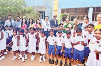 HDFC Bank launches ‘Green Leasing’ with nationwide tree planting initiative
