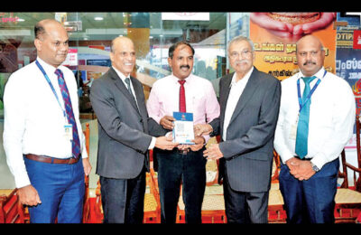 ComBank takes Q+ digital payments drive to Jaffna ahead of Nallur Festival